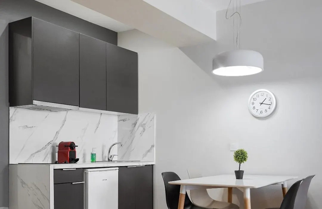 Deluxe Suite By Acropolis Cozy Suites-1
